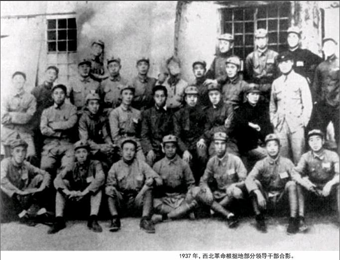 早在1933年,就有许多西北红军将领参加了察哈尔抗战,并做出了重要