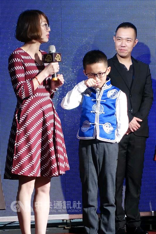 童星孔维一( 前右)角逐最佳新演员,直喊希望我能拿到金马奖 ,并激动