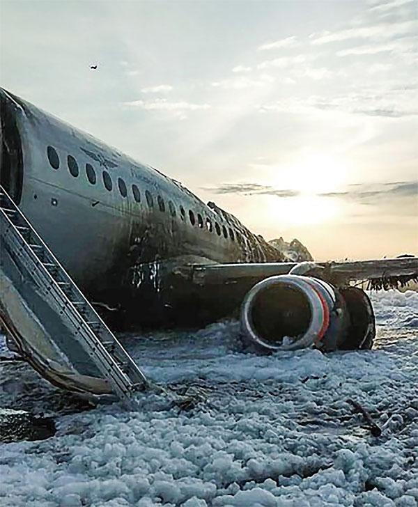 俄航空难:天灾?人祸?